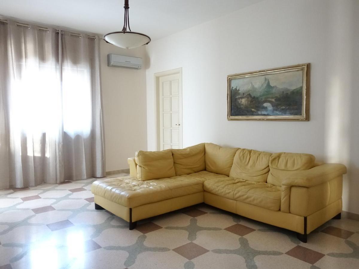 La Campanella Hotel Мандурия Екстериор снимка
